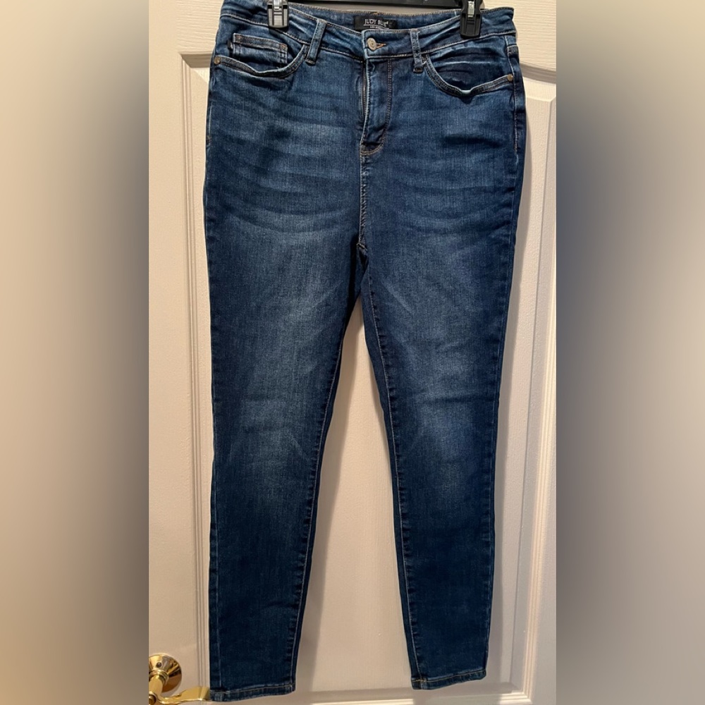 JUDY BLUE HIGH WAIST SKINNY FIT JEAN